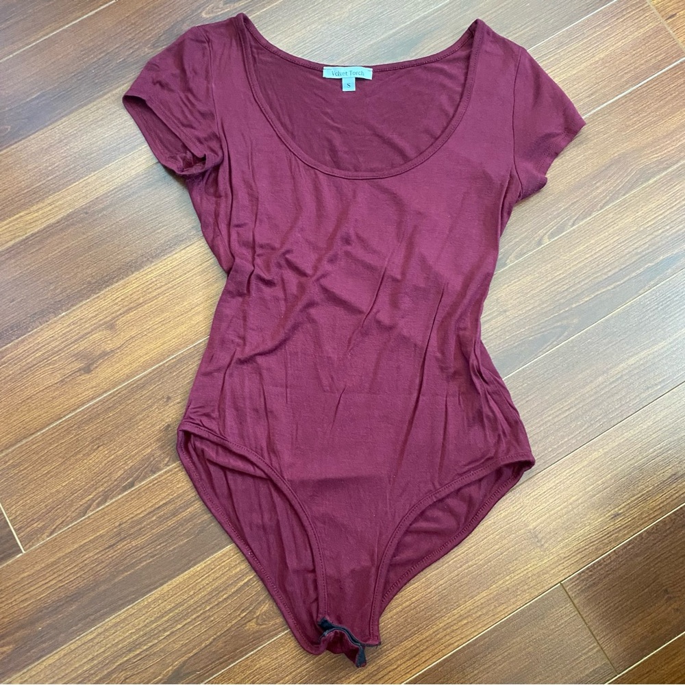 Burgundy Short Sleeve Body Suite Size Small